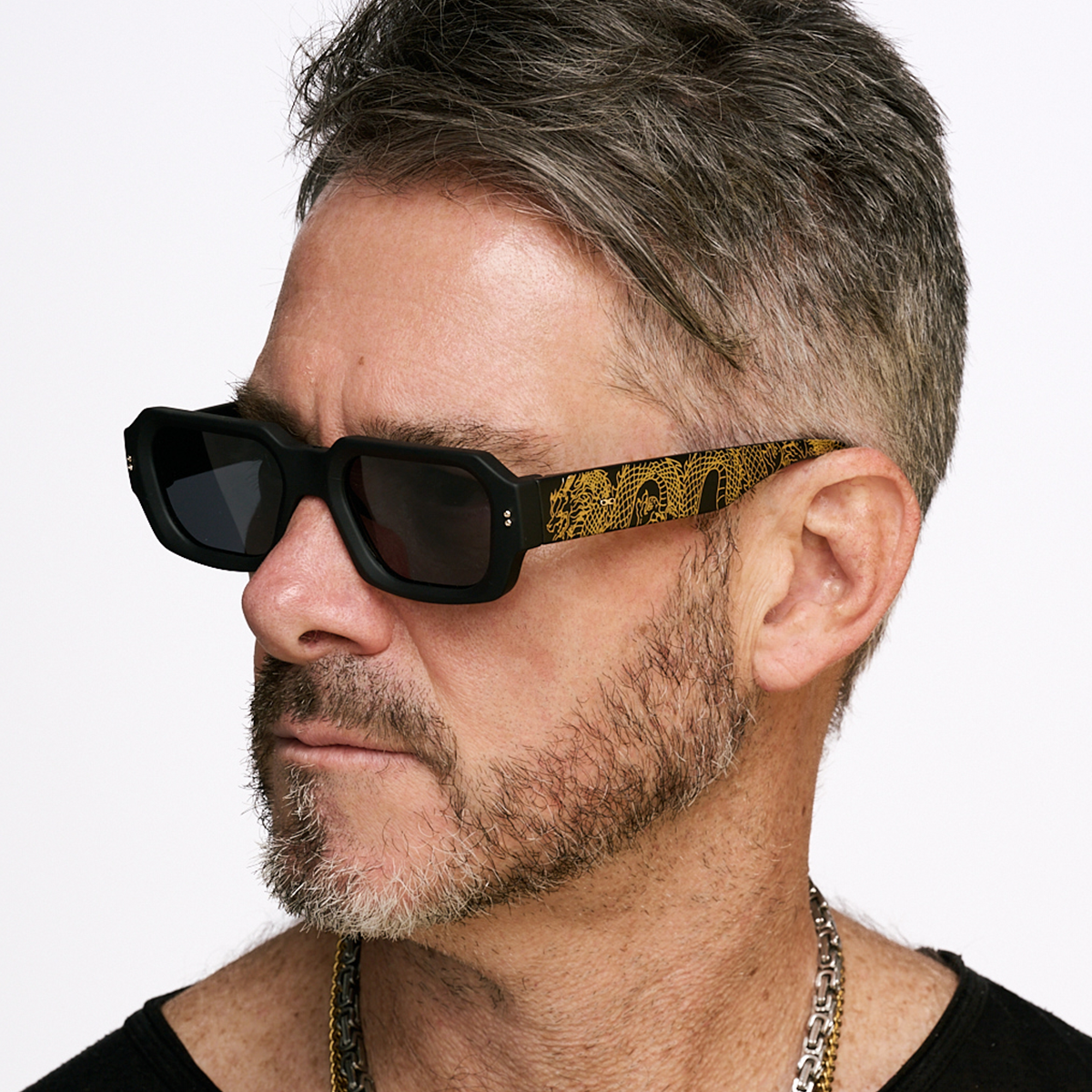 Bronx Dragon Dorado Negro Mate Lente Gris