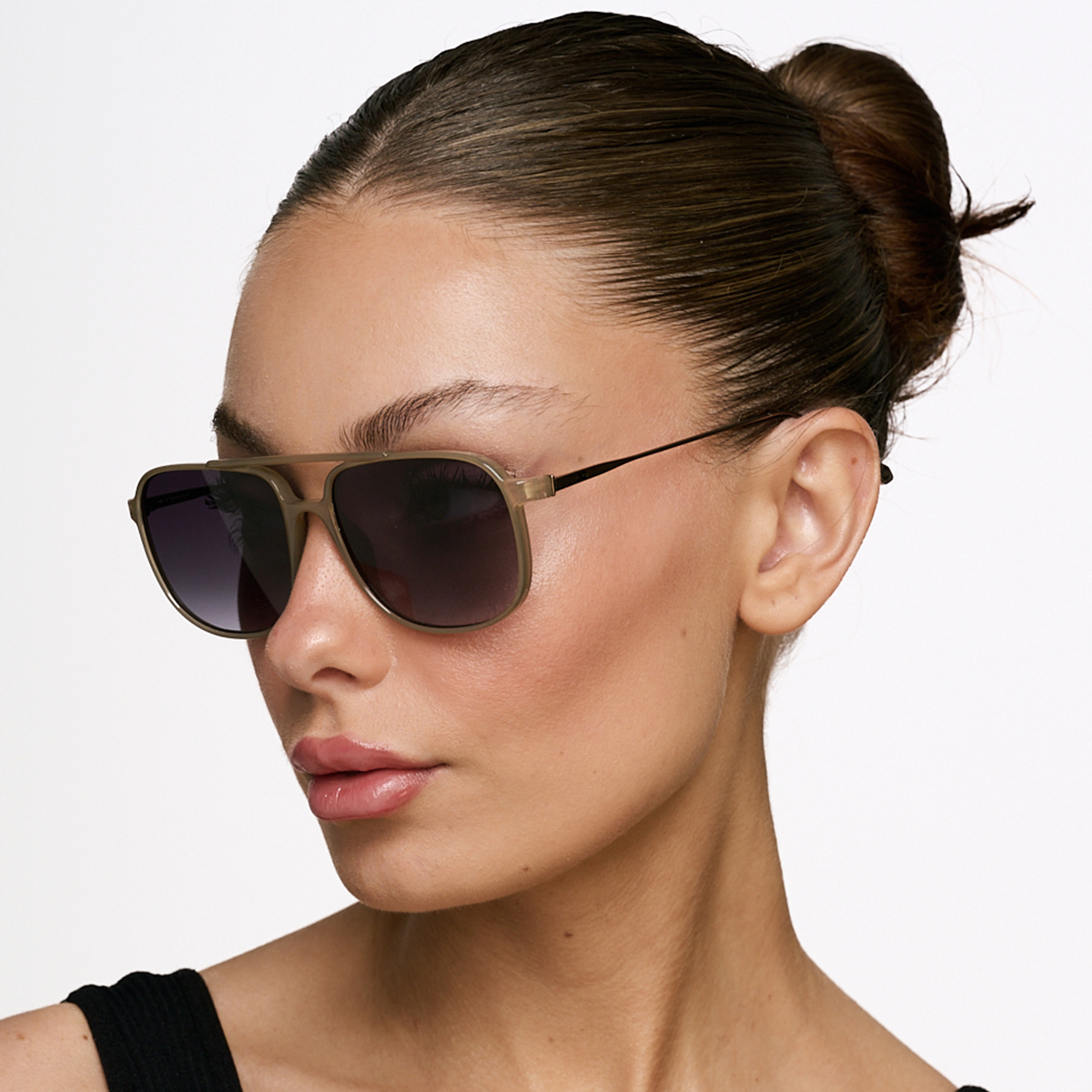 Caravan Milky Brown Lente Gris Degrade