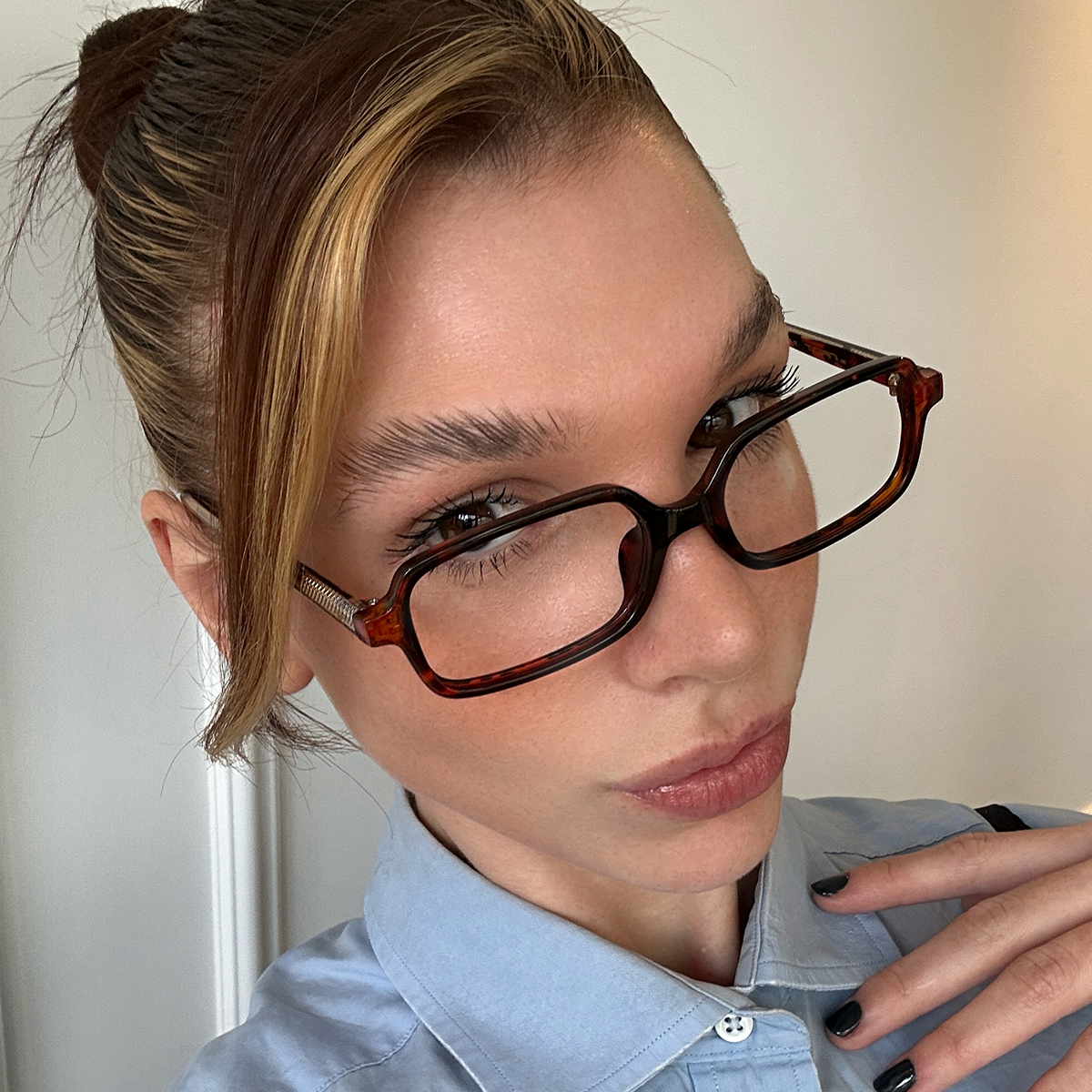 Armazon Glyze Carey