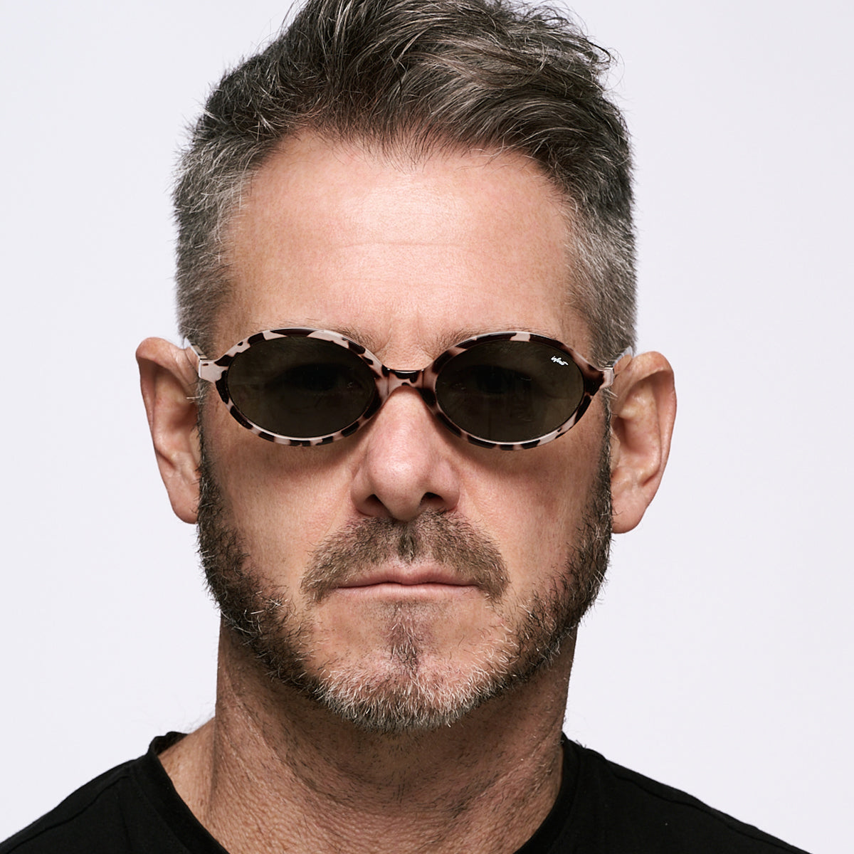 Liora Carey Gris Lente Verde