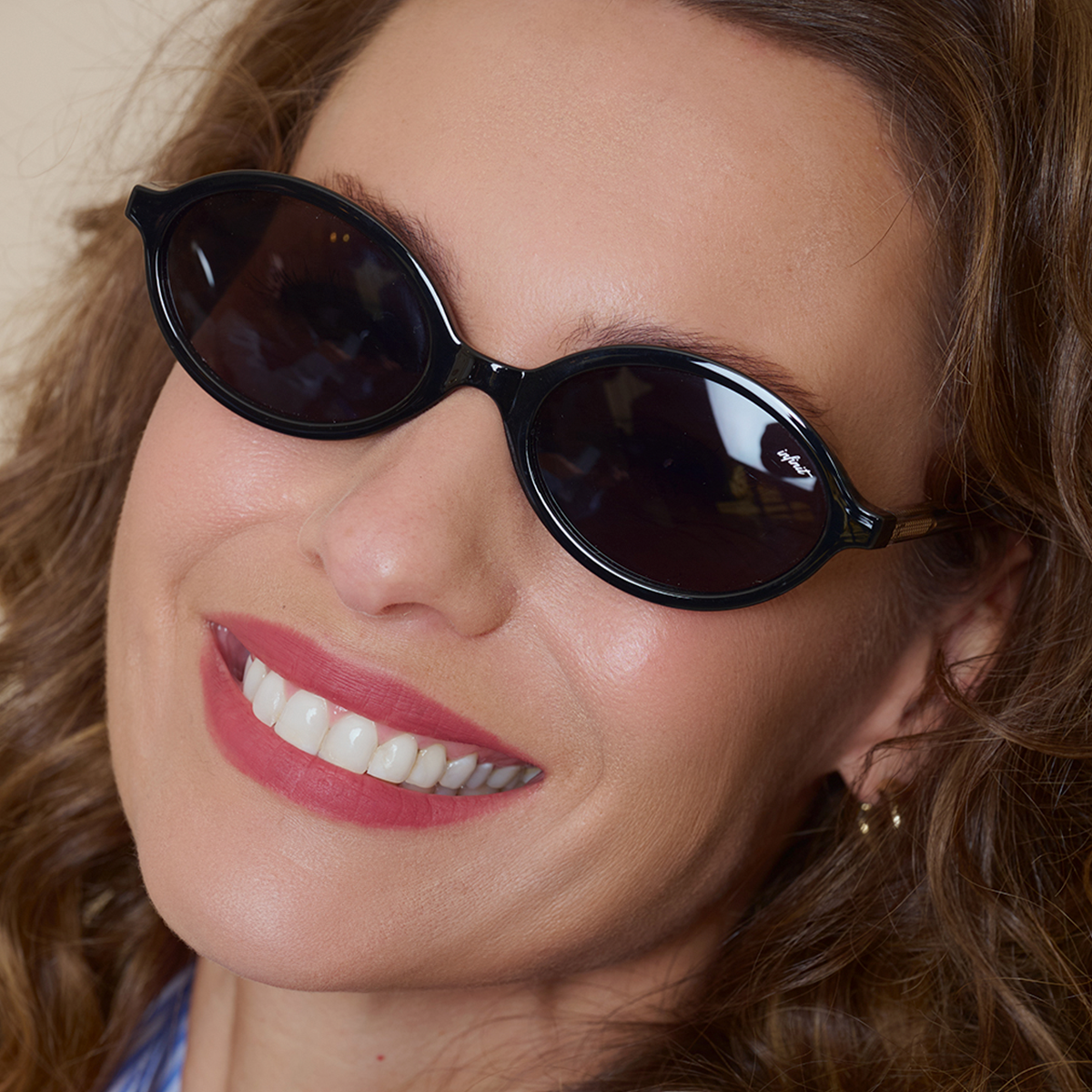 Anteojos De Sol Lumina Negro Brillo Lente Gris By Pampita