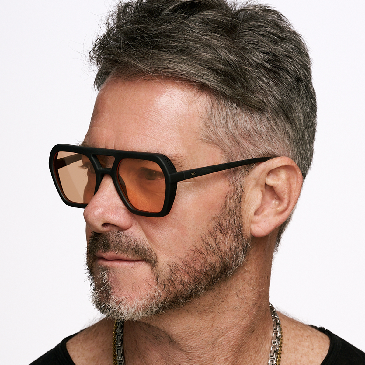 Lyon Negro Mate Lente Naranja