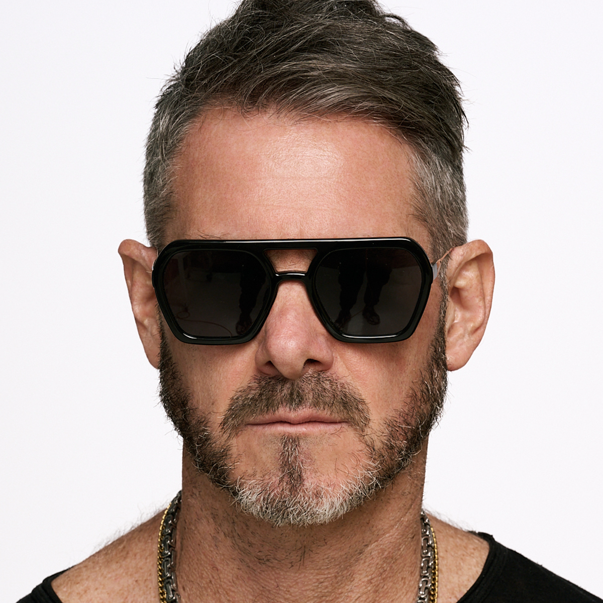 Lyon Metal Negro Brillo Lente Gris