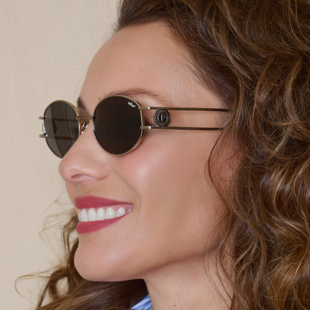 Anteojos De Sol Modena Plateado Lente Gris By Pampita