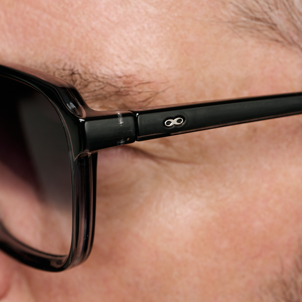 Monaco Translucido Negro Lente Gris Horizon