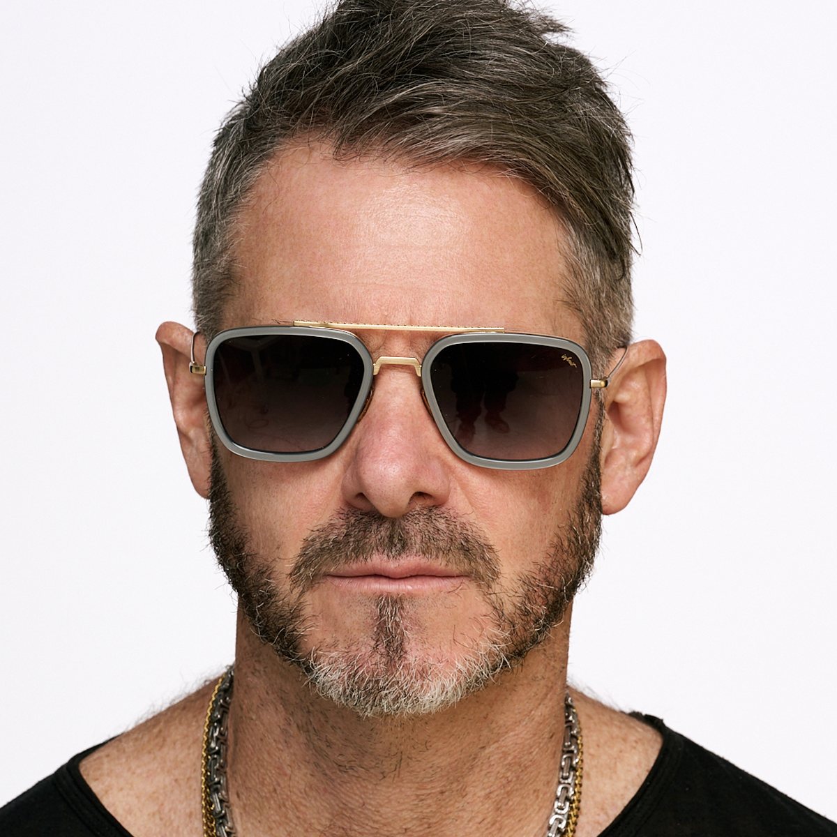 Montecarlo Gris Perlado Lente Gris Degrade