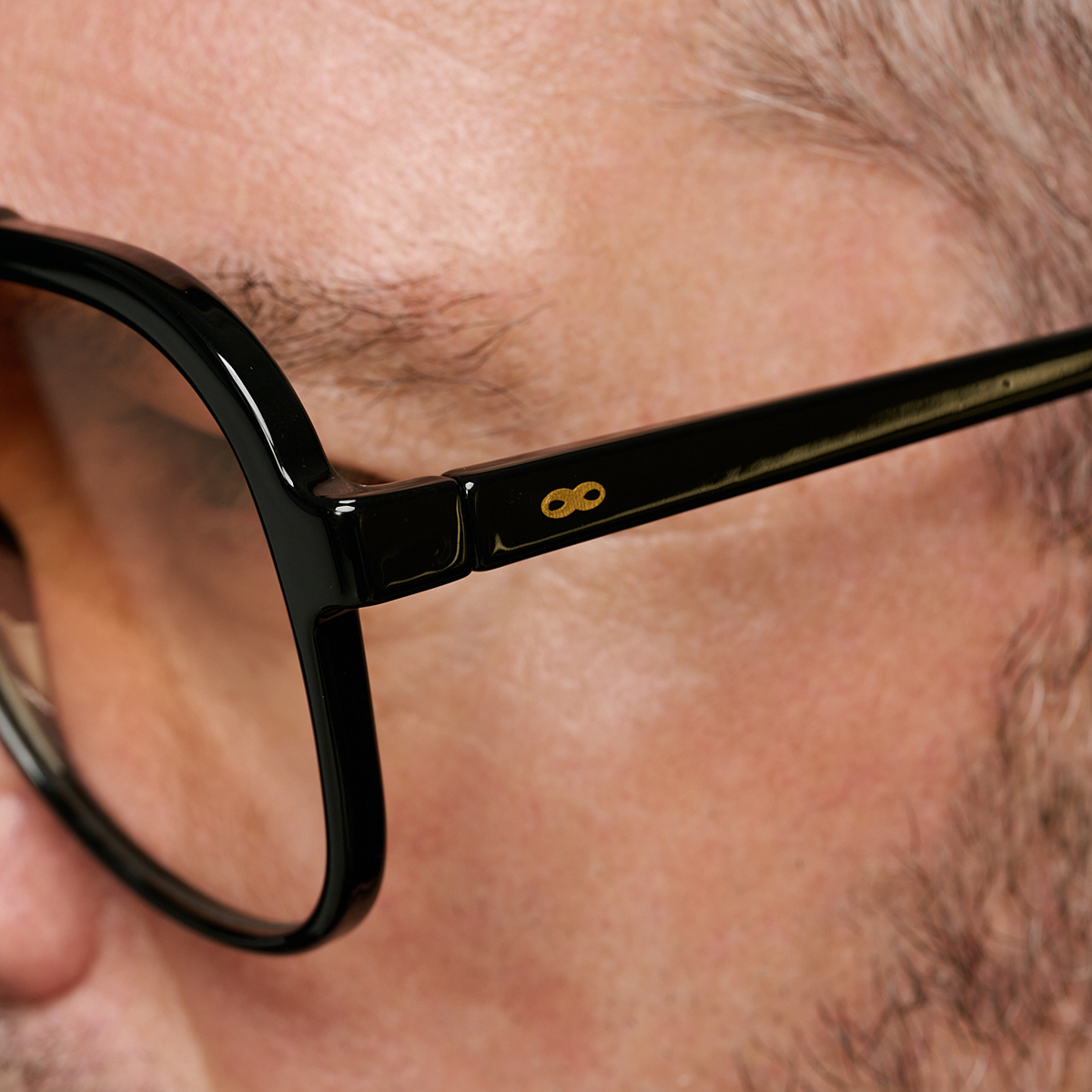 Triple Xxx Negro Brillo Lente Naranja Degrade