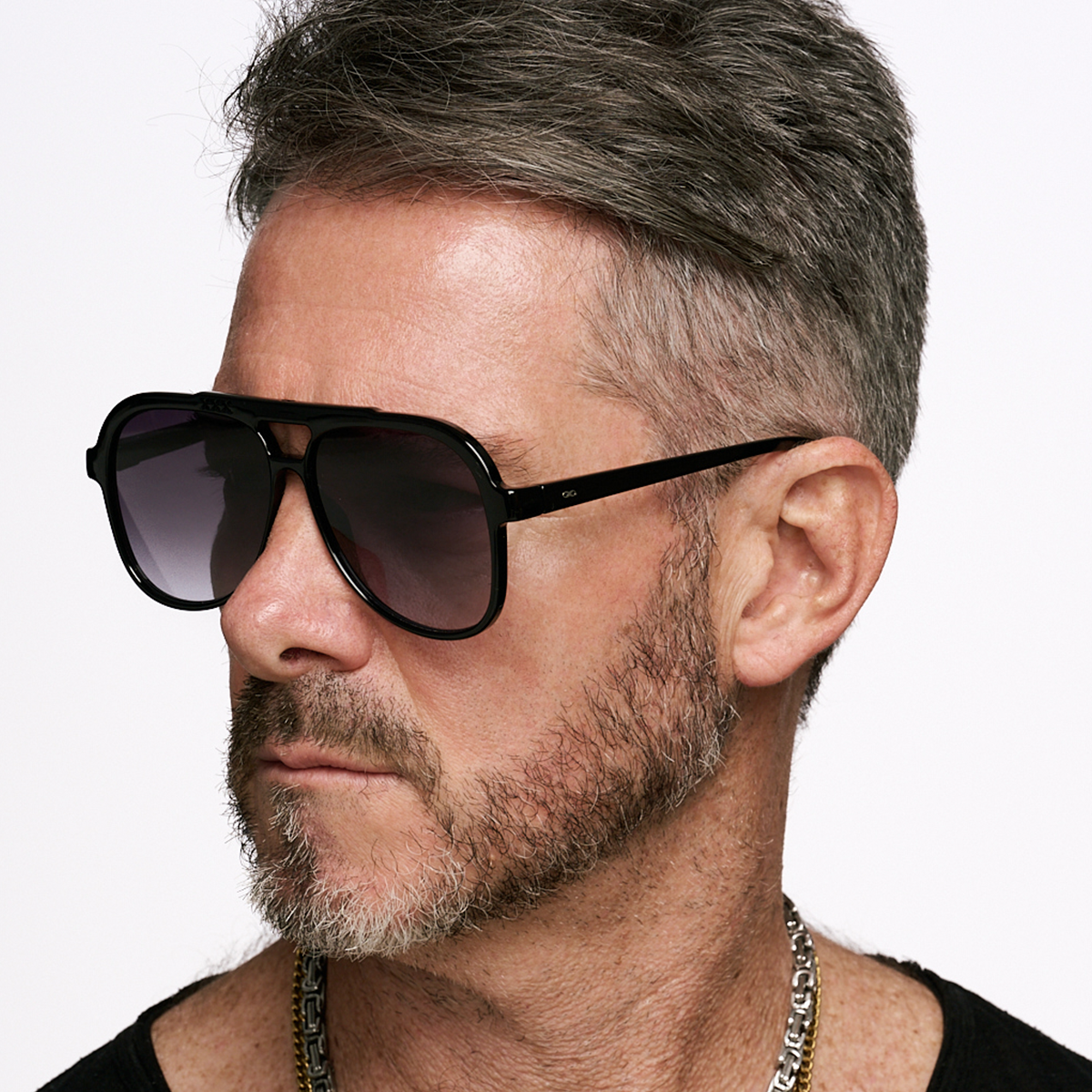 Triple Xxx Negro Brillo Lente Gris Degrade